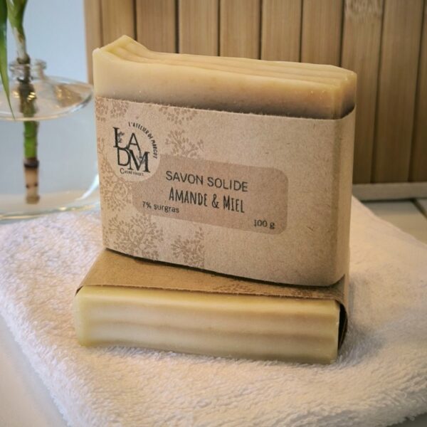 Savon solide amande et miel (L'atelier de Margot - LADM Cosmétiques)